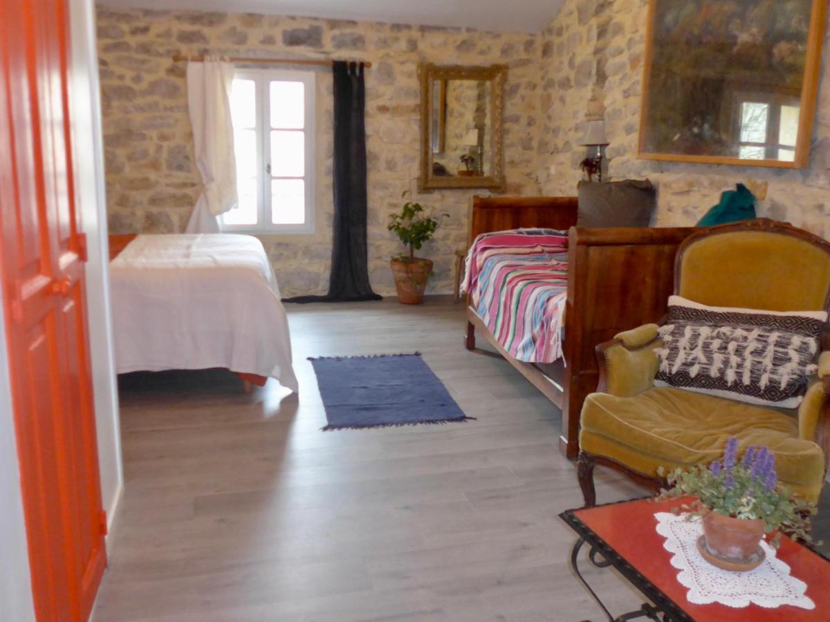 Bed and Breakfast Les P'Tits Velos Chandolas Екстер'єр фото